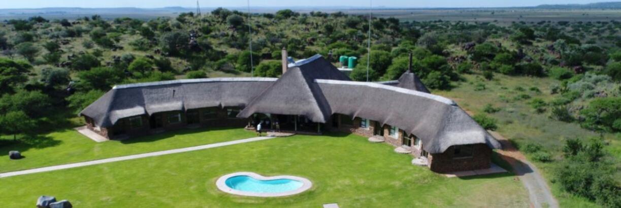 Wag N Bietjie Bush Lodge Heuningneskloof エクステリア 写真