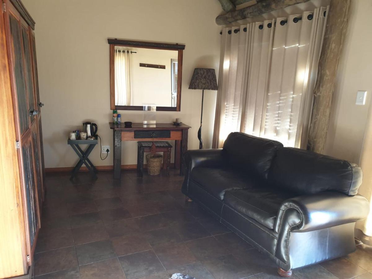 Wag N Bietjie Bush Lodge Heuningneskloof エクステリア 写真