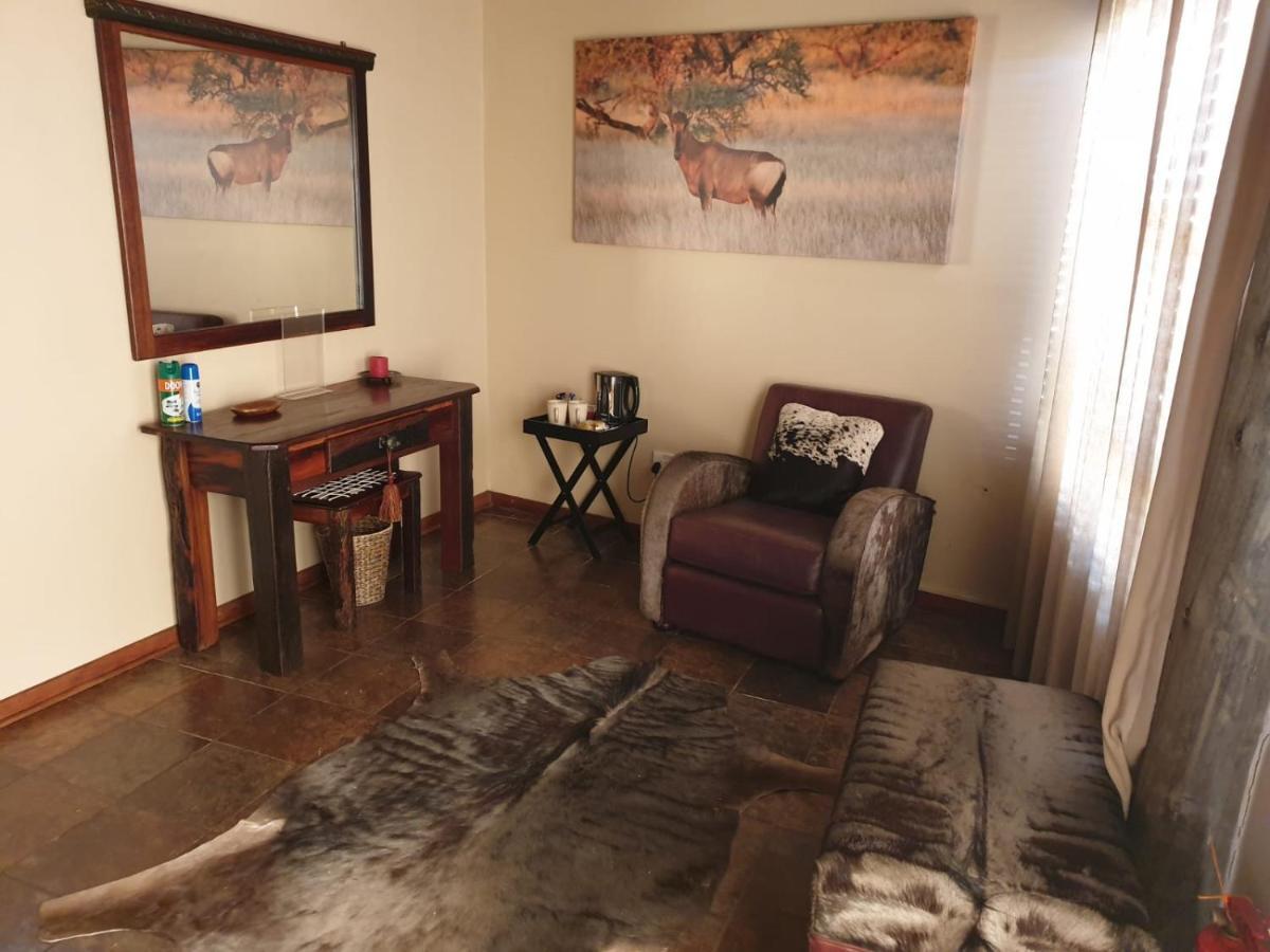 Wag N Bietjie Bush Lodge Heuningneskloof エクステリア 写真