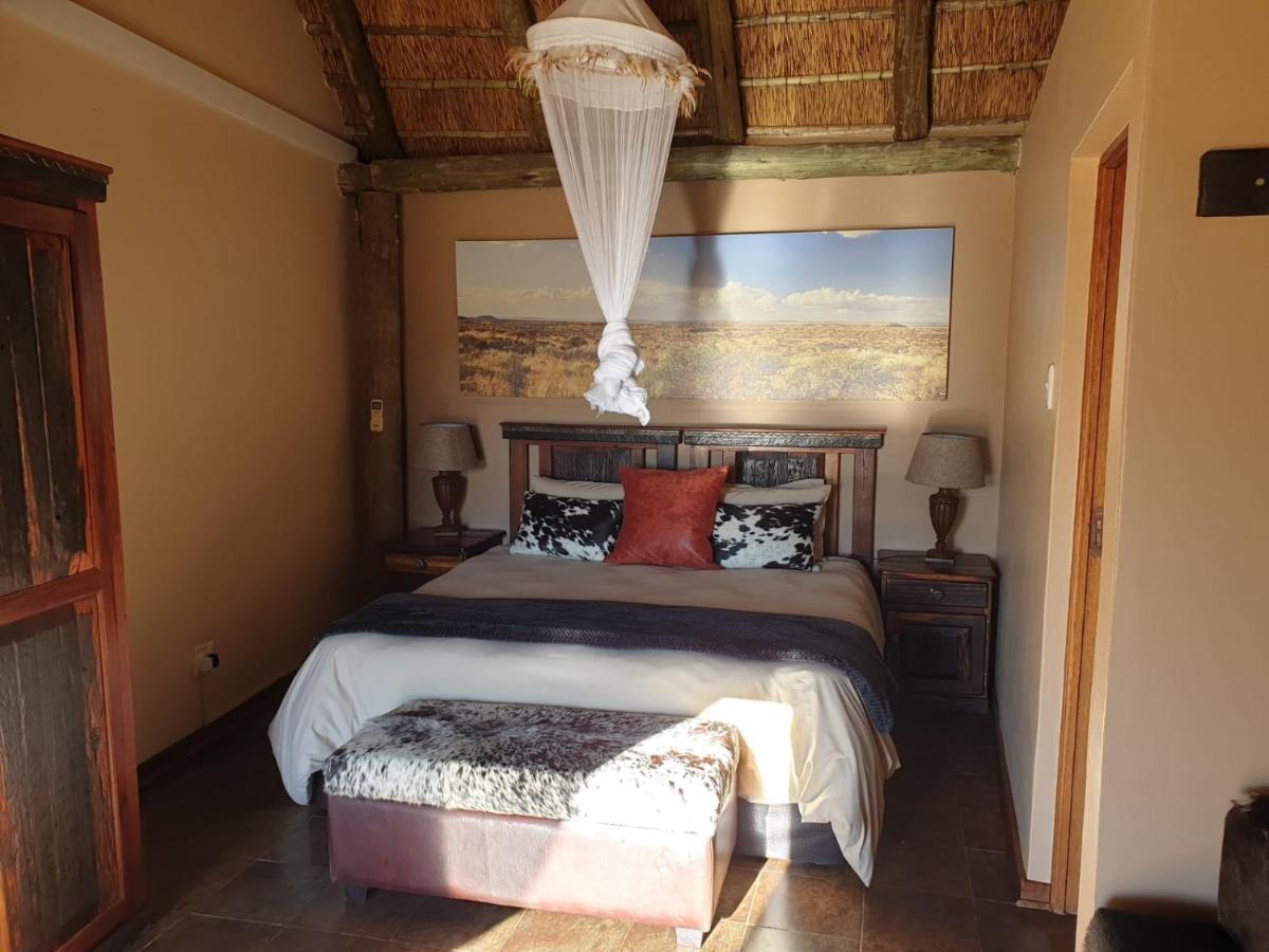 Wag N Bietjie Bush Lodge Heuningneskloof エクステリア 写真